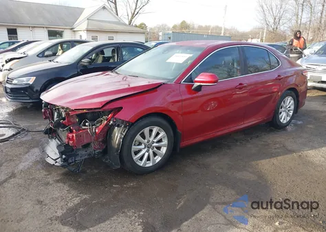 2018 Toyota Camry Le from USA, damaged, VIN 4T1B11HK8JU587782